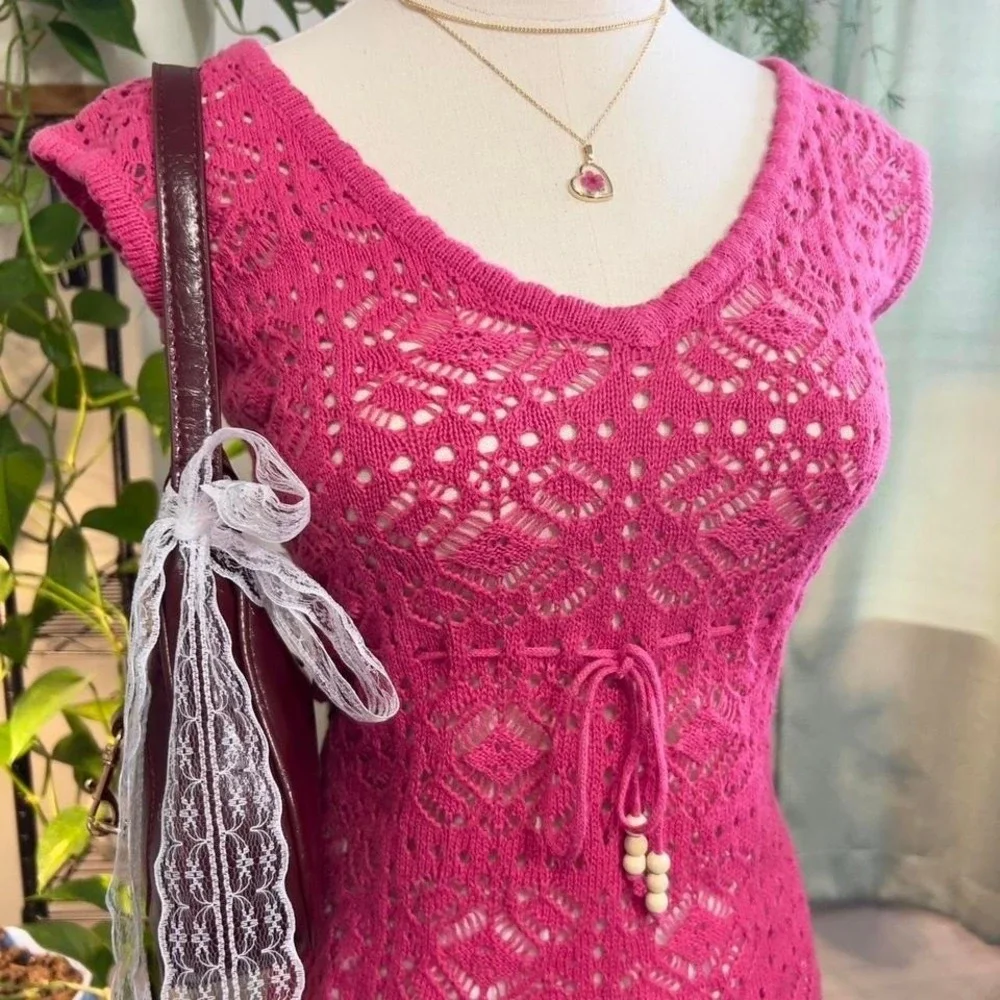 Y2K Pink Crochet Babydoll Top Blouse Size Medium Preppy Boho Fairy w/ Beads - Picture 3 of 8